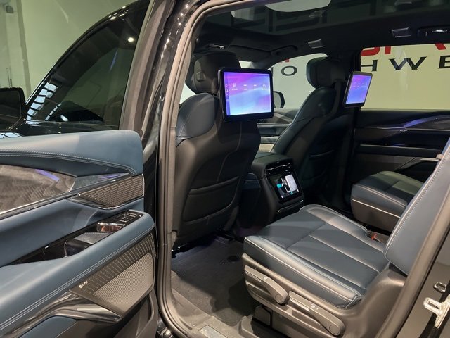 Used 2025 Cadillac Escalade IQ Sport 2 image 27