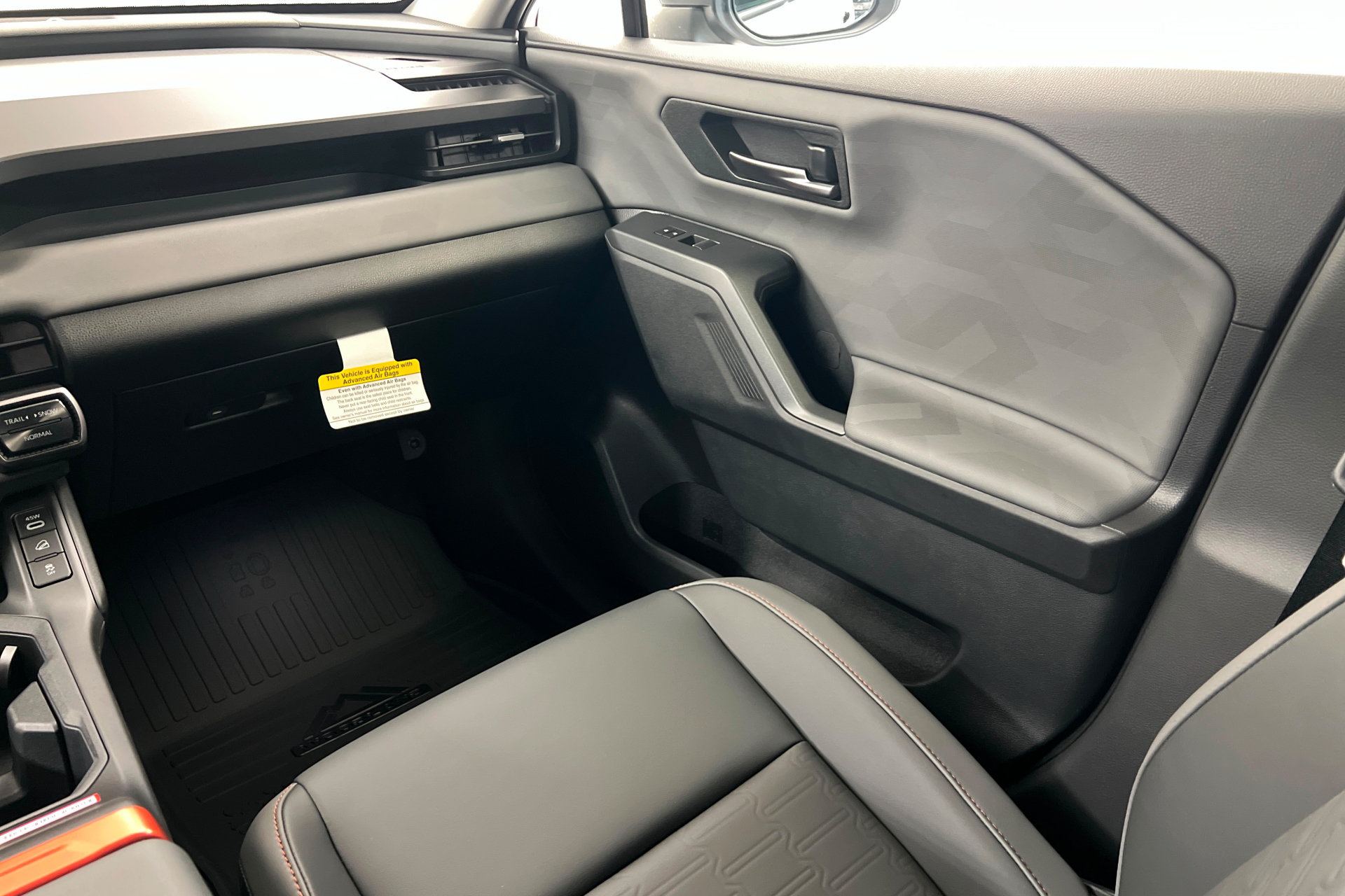New 2026 Toyota RAV4 AWD image 10