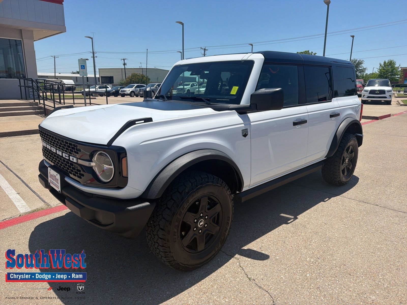 Used 2025 Ford Bronco Big Bend AWD/4WD image 1