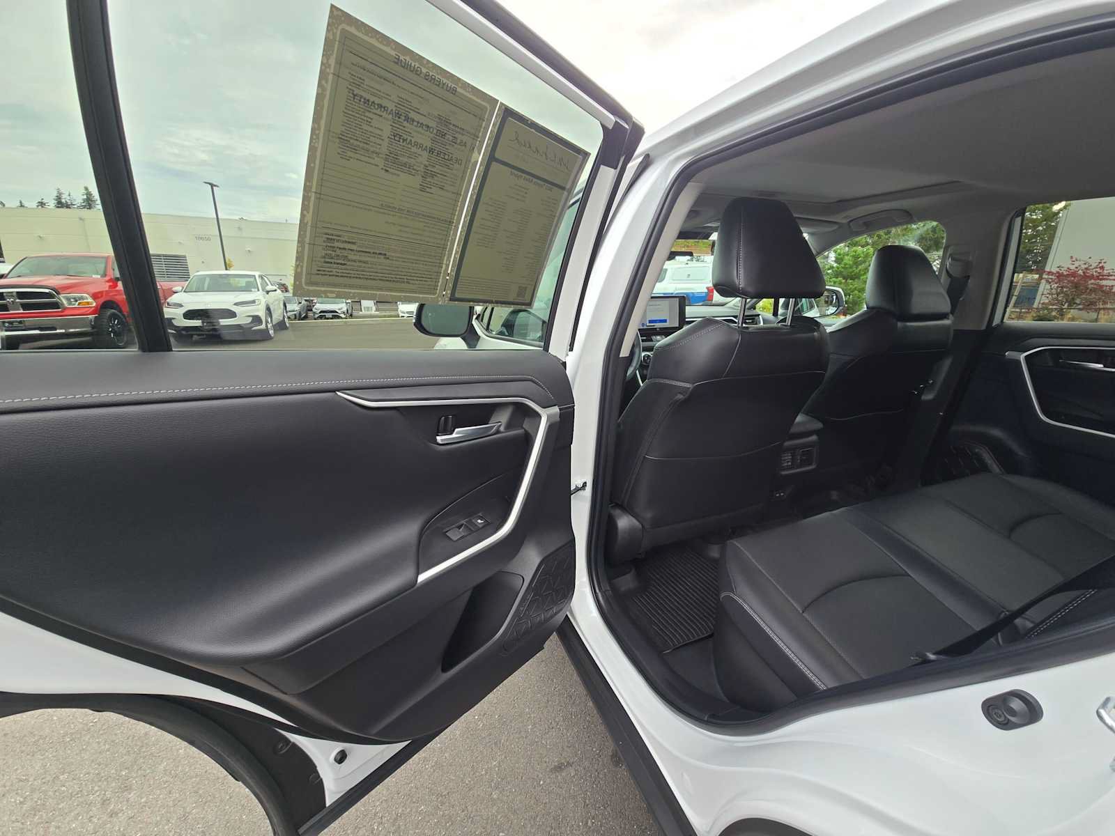 Used 2023 Toyota RAV4 Limited w/ Limited Grade Weather Package AWD/4WD image 15