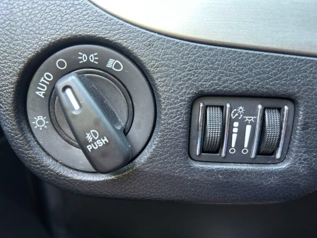 Used 2019 Dodge Grand Caravan GT FWD image 18