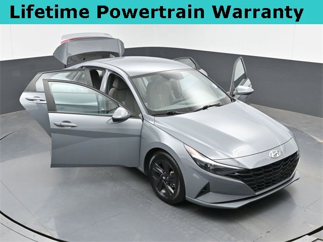 Used 2022 Hyundai Elantra SEL image 46