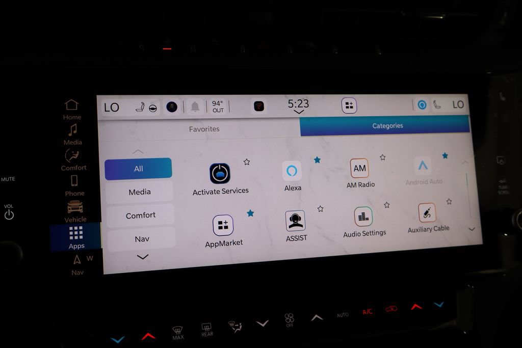 New 2027 Jeep Grand Cherokee Altitude AWD/4WD image 37