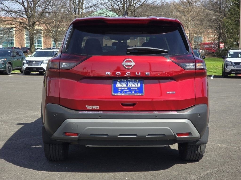 Used 2023 Nissan Rogue S AWD/4WD image 10