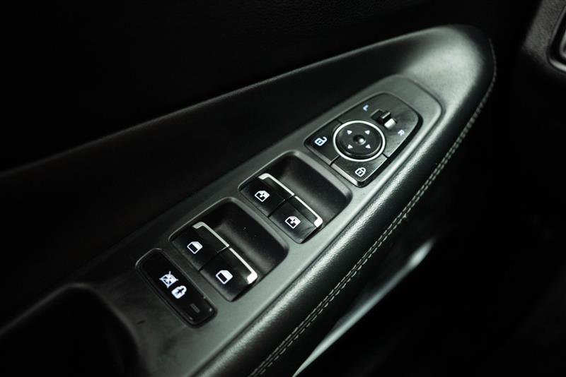 Used 2020 Hyundai Santa Fe SEL w/ Convenience + Premium Package AWD/4WD image 28