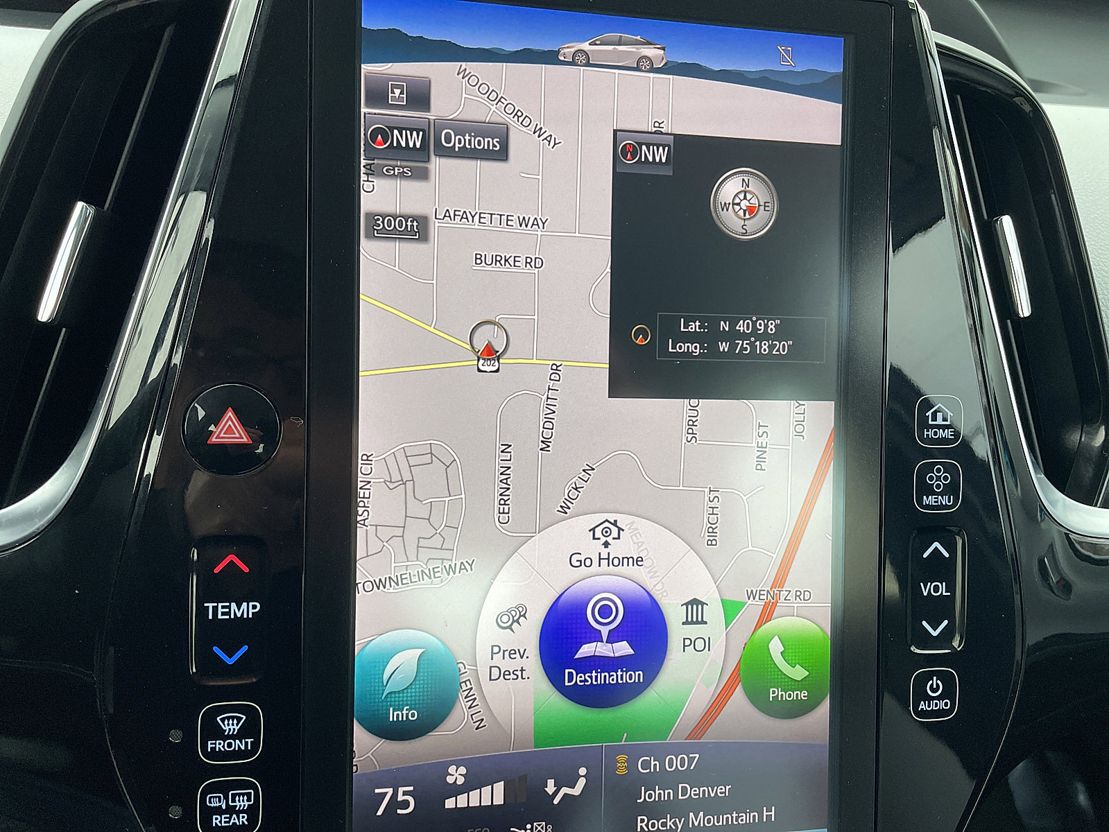 Used 2017 Toyota Prius Prime Premium image 54