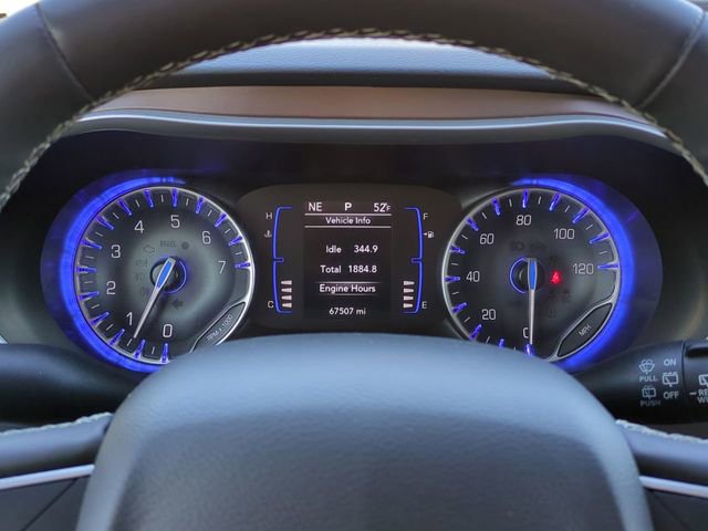 Used 2023 Chrysler Voyager LX image 25