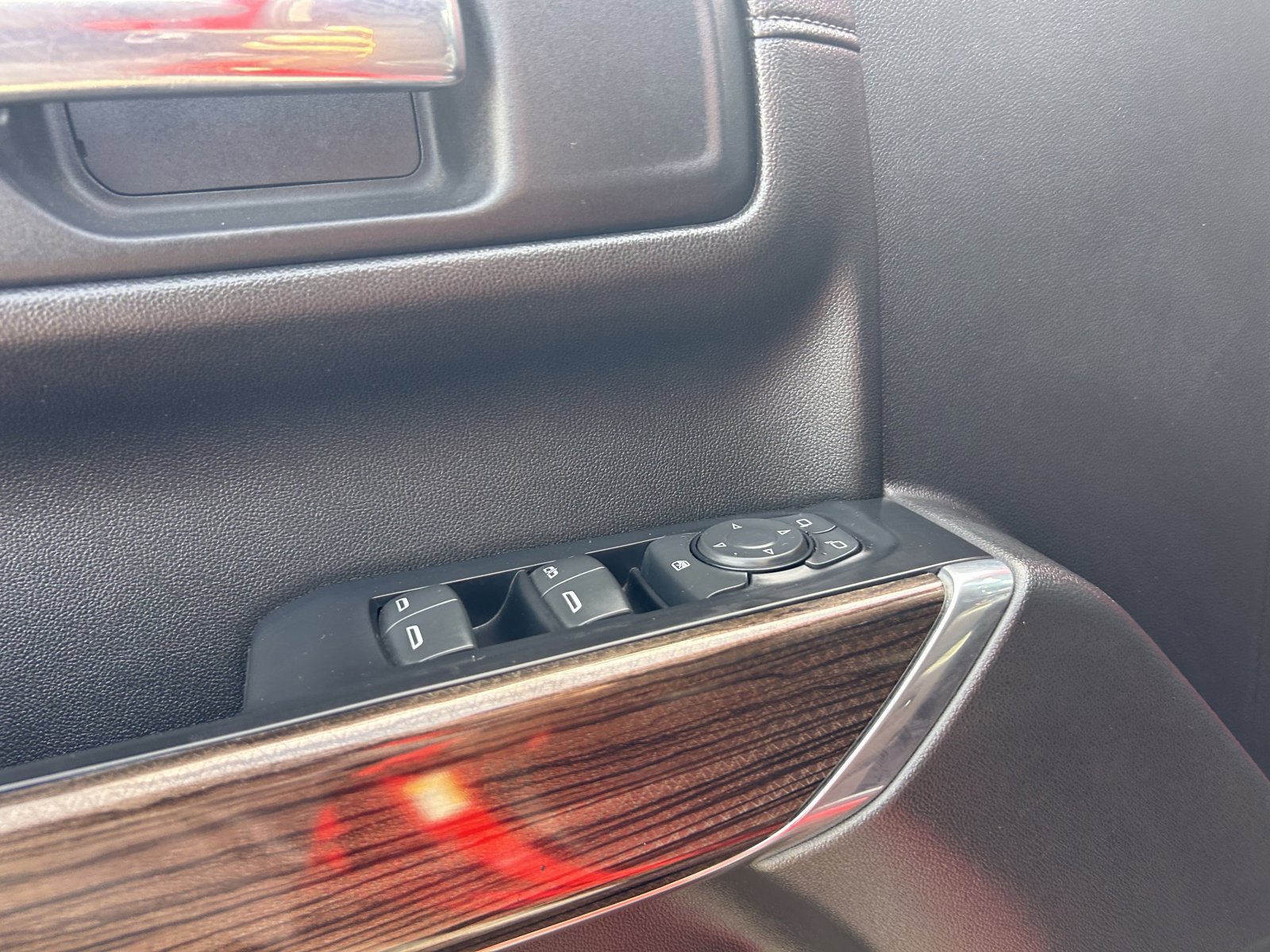 Used 2021 Chevrolet Silverado 1500 LT Trail Boss w/ LT Trail Boss Premium Package AWD/4WD image 12