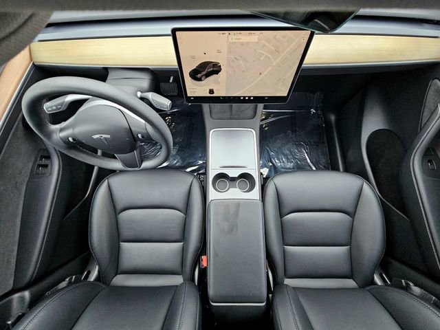 Used 2023 Tesla Model Y Long Range image 28