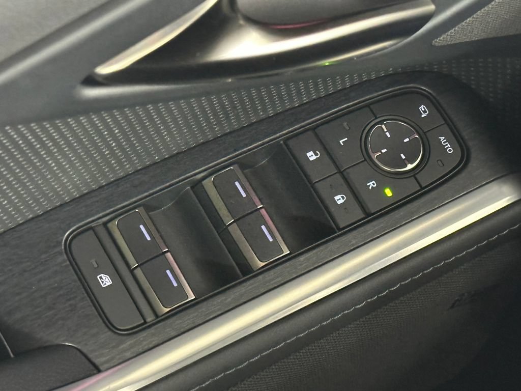 Used 2024 Lexus GX 550 AWD/4WD image 36