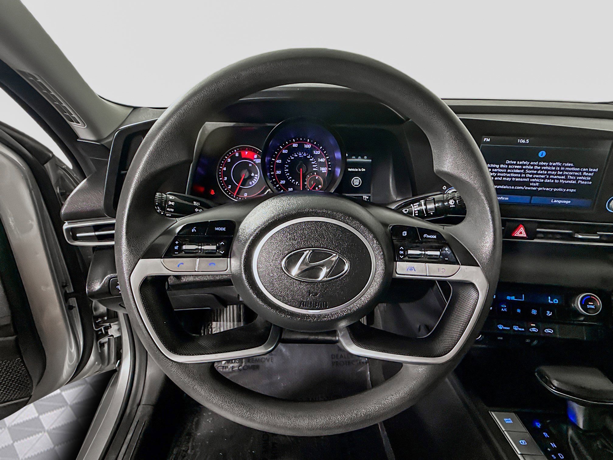 Used 2021 Hyundai Elantra SEL image 13