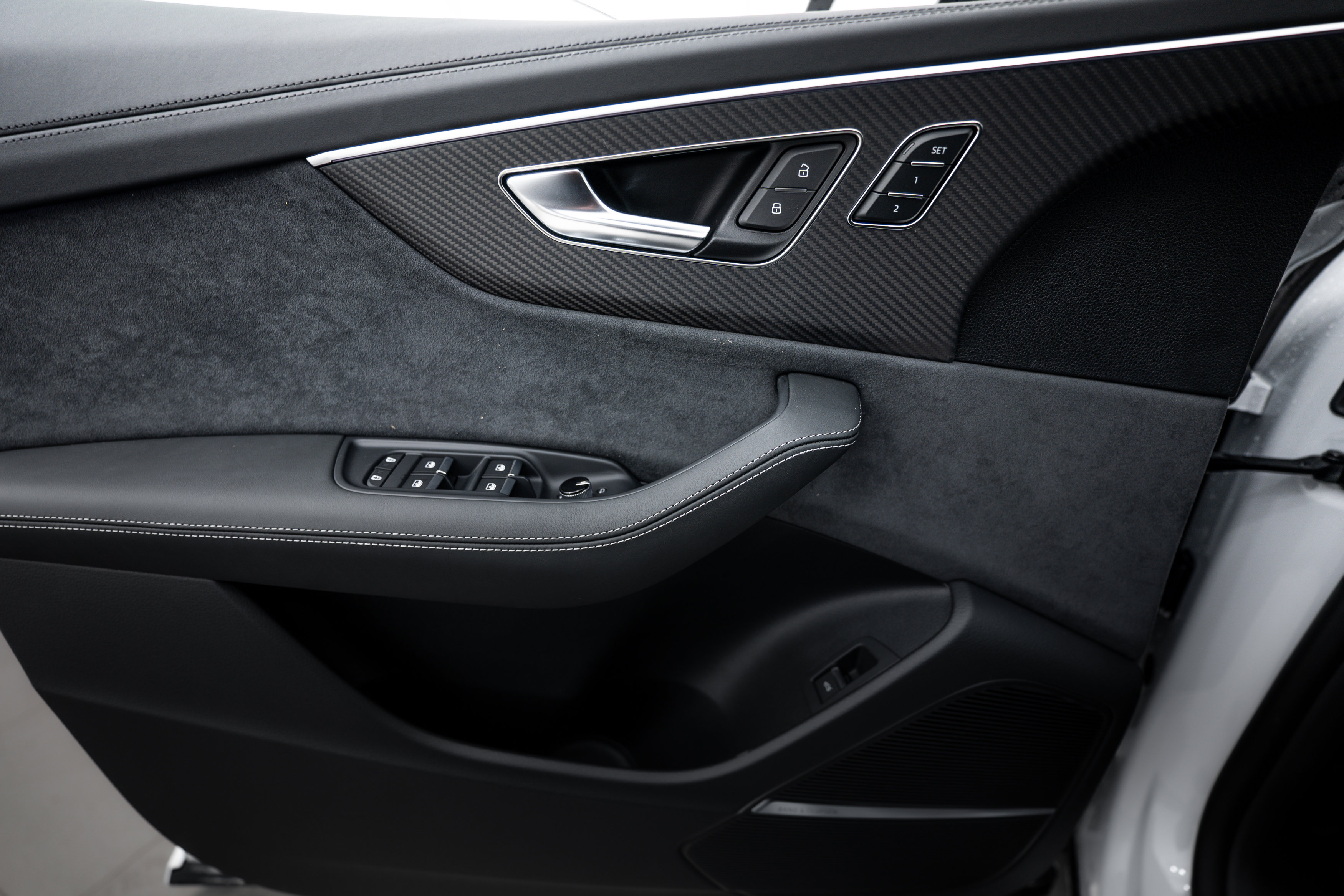 New 2026 Audi SQ8 Prestige image 14