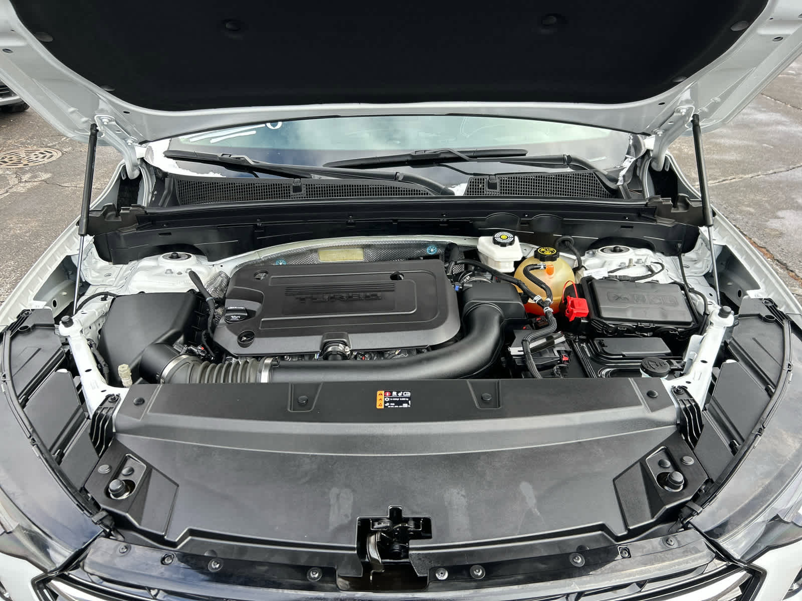 Used 2023 Buick Envision Essence w/ Sport Touring Package image 28