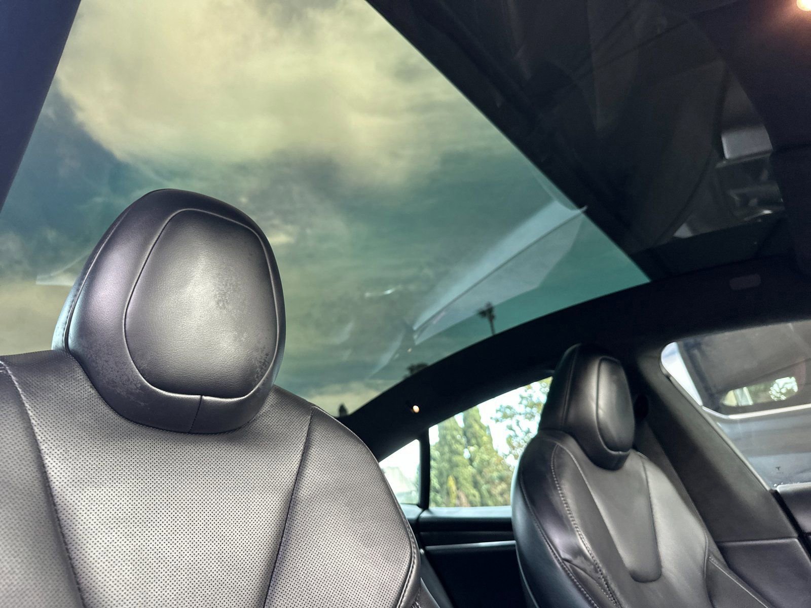 Used 2021 Tesla Model S Plaid image 18