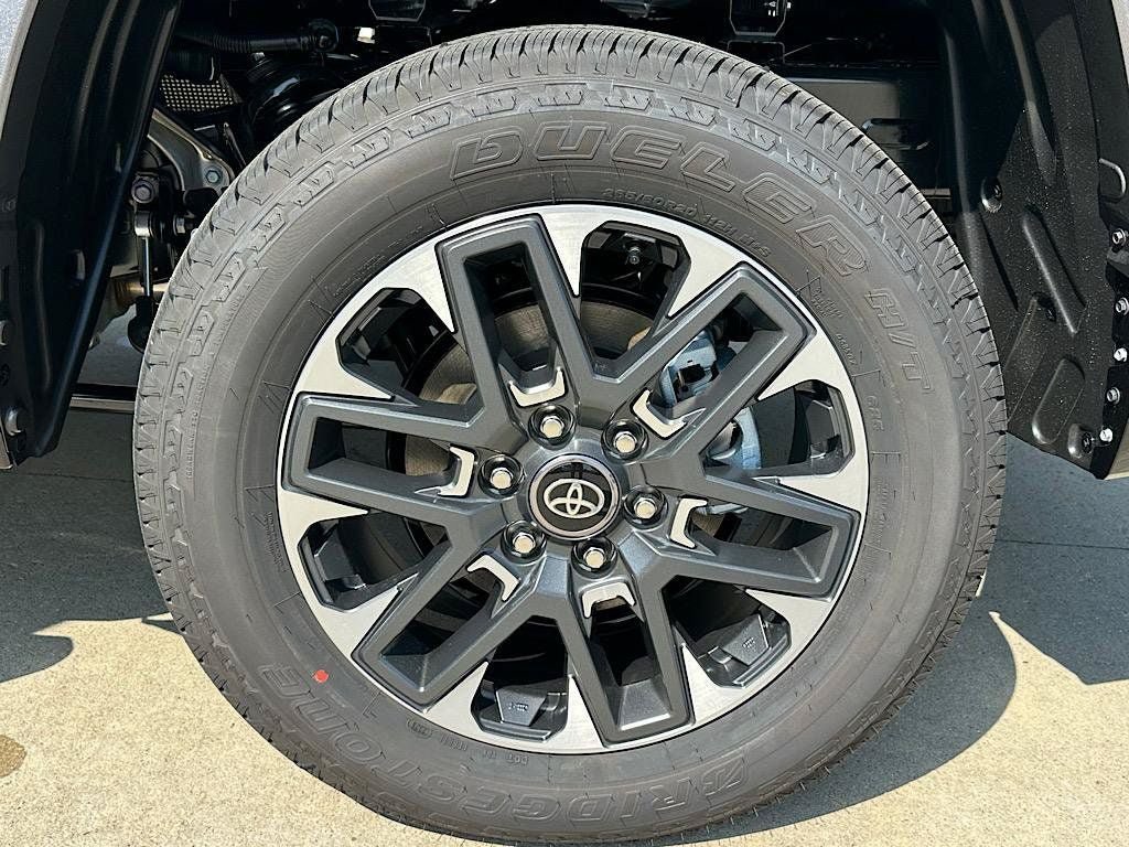 New 2026 Toyota Tundra Limited AWD/4WD image 15