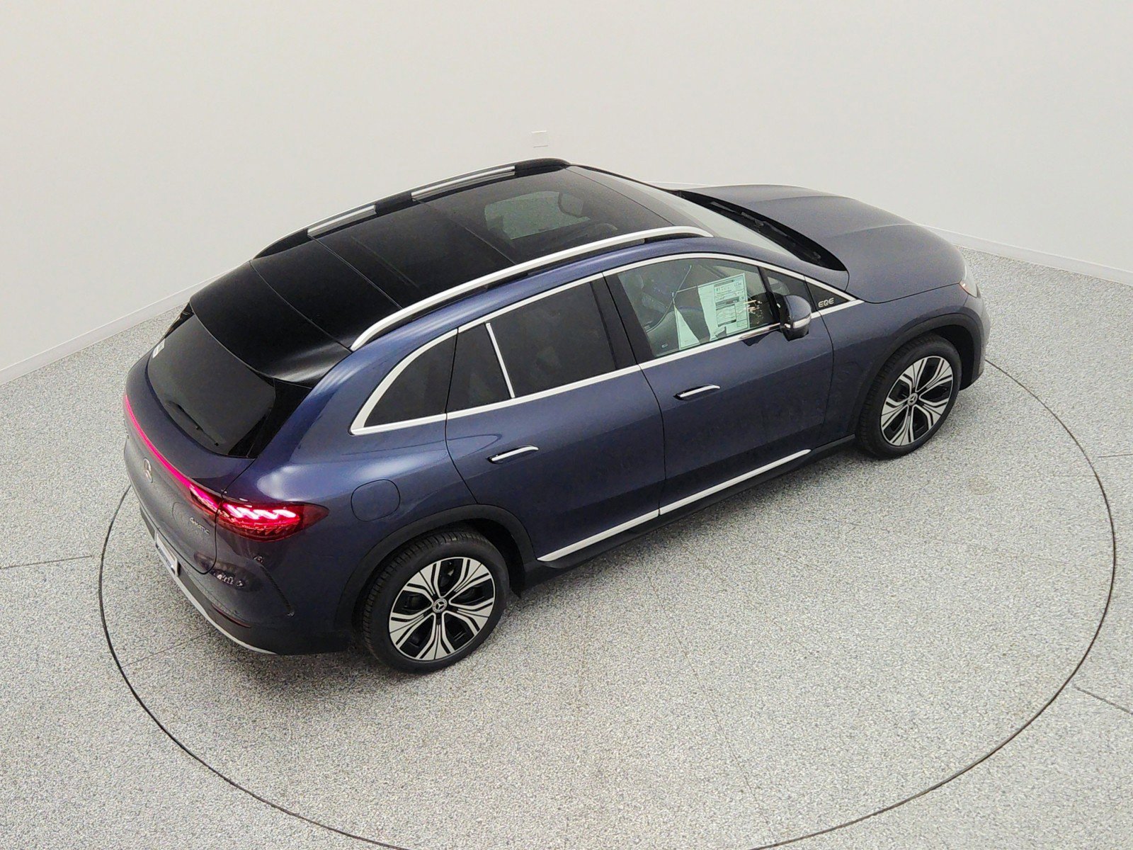 New 2026 Mercedes-Benz EQE 320 4MATIC SUV image 19