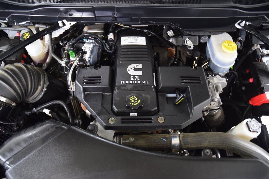 Used 2024 RAM 2500 Laramie w/ Night Edition image 27