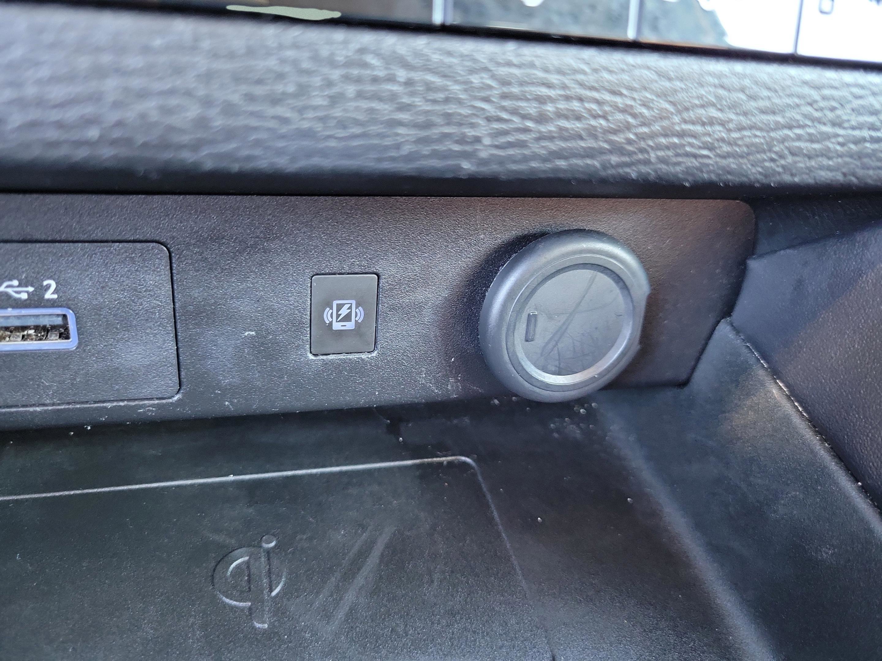 Used 2024 Mitsubishi Outlander SE image 30