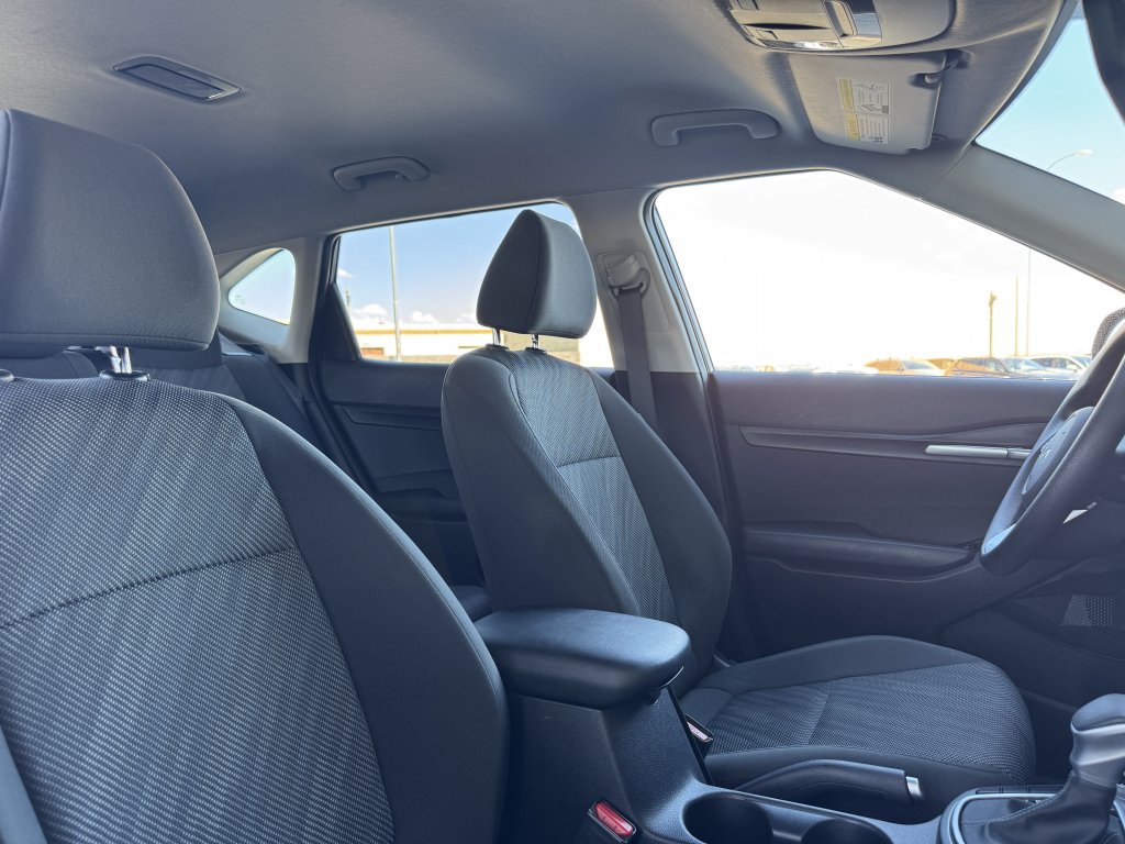 Used 2024 Kia Seltos LX AWD/4WD image 39