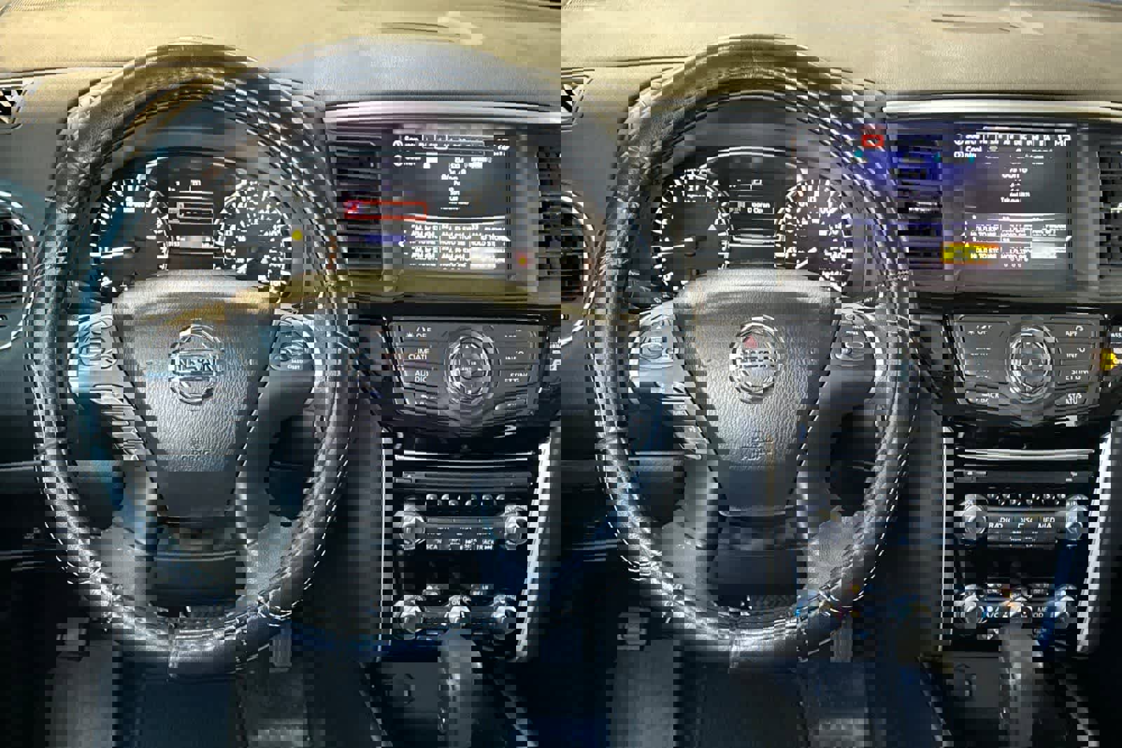 Used 2017 Nissan Pathfinder SV w/ Cargo Package image 16