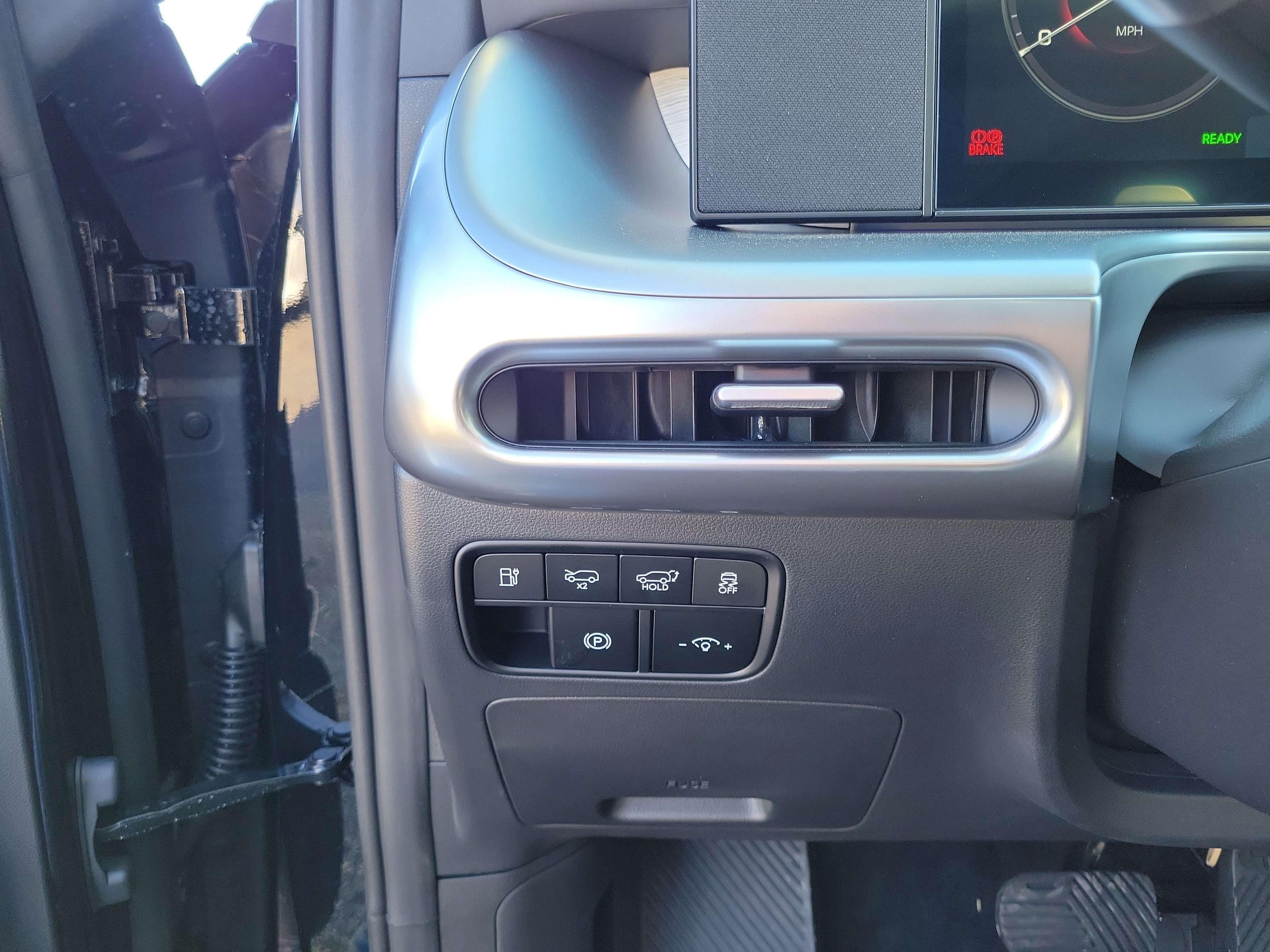 New 2026 Hyundai Ioniq 9 Limited image 21