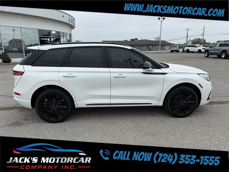 Used 2024 Lincoln Corsair Reserve w/ Equipment Group 201A AWD/4WD image 7