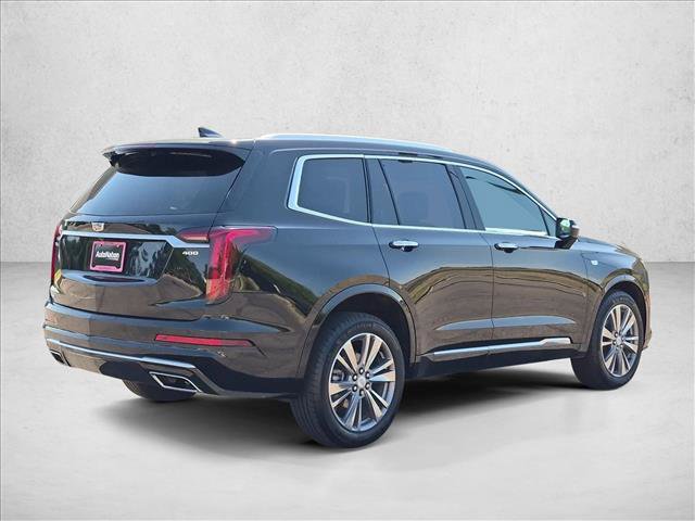 Used 2025 Cadillac XT6 Premium Luxury AWD/4WD image 5