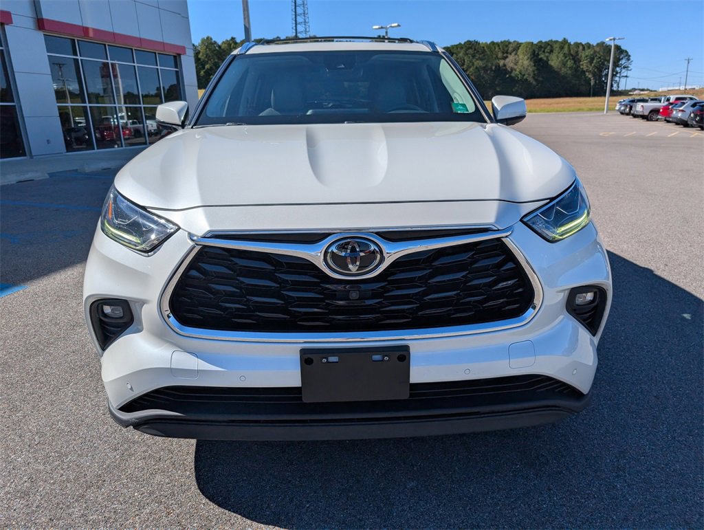Used 2020 Toyota Highlander Limited image 8