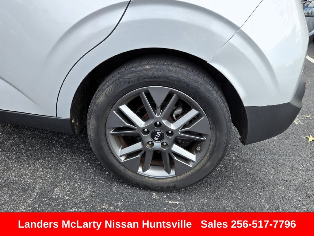 Used 2020 Kia Soul EX FWD image 12