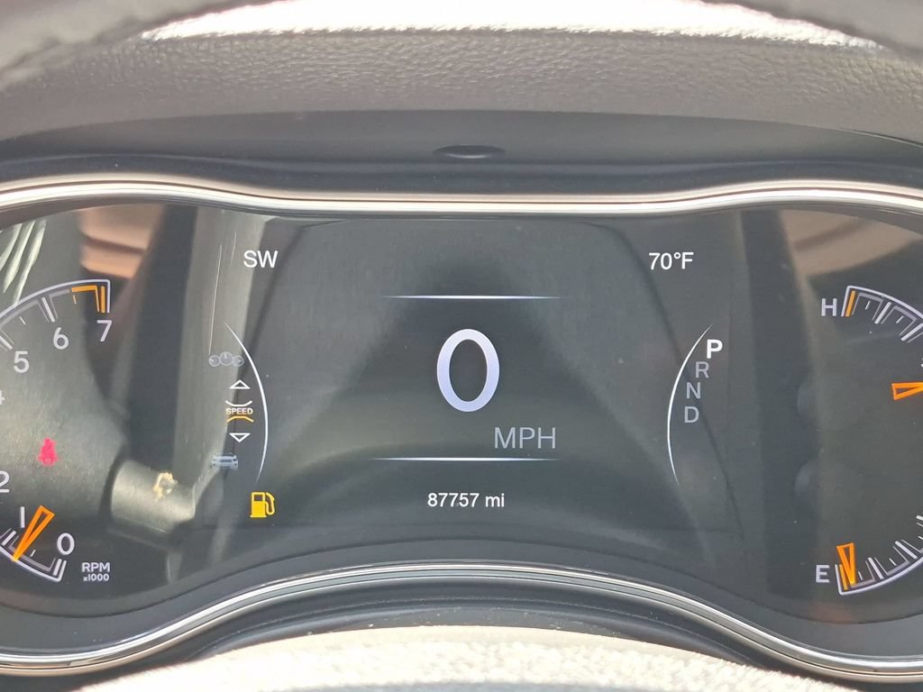 Used 2018 Jeep Grand Cherokee Limited AWD/4WD image 16