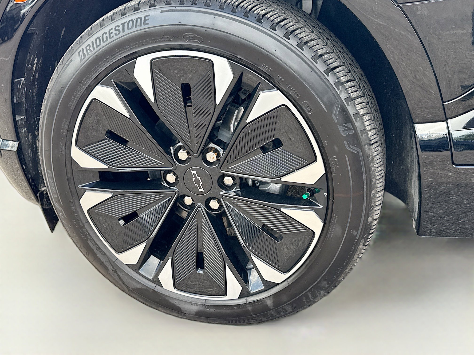 Used 2025 Chevrolet Blazer EV RS image 40