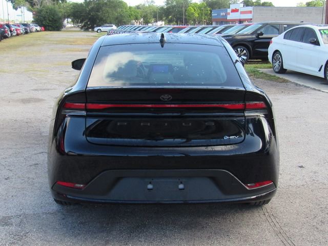 Used 2023 Toyota Prius LE image 4
