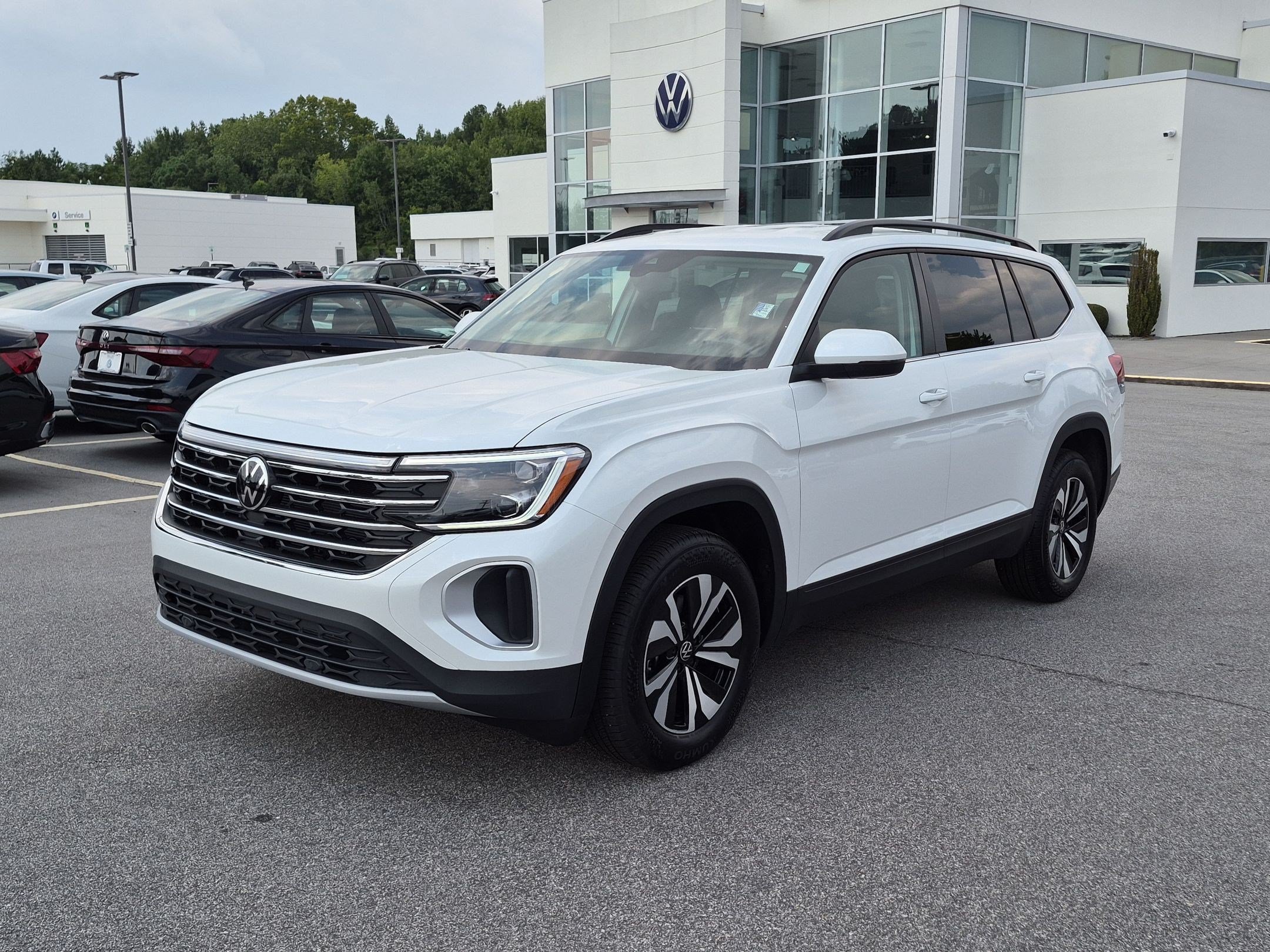 Used 2026 Volkswagen Atlas SE AWD/4WD image 7
