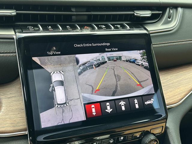 Used 2024 Jeep Grand Cherokee L Summit AWD/4WD image 24