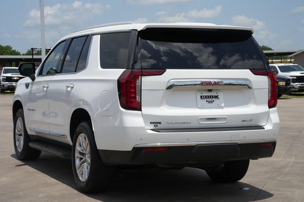 Used 2024 GMC Yukon SLT RWD image 4