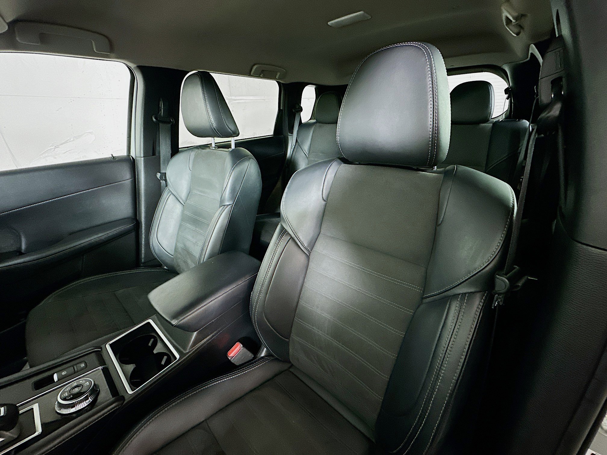 Used 2024 Mitsubishi Outlander Ralliart image 20