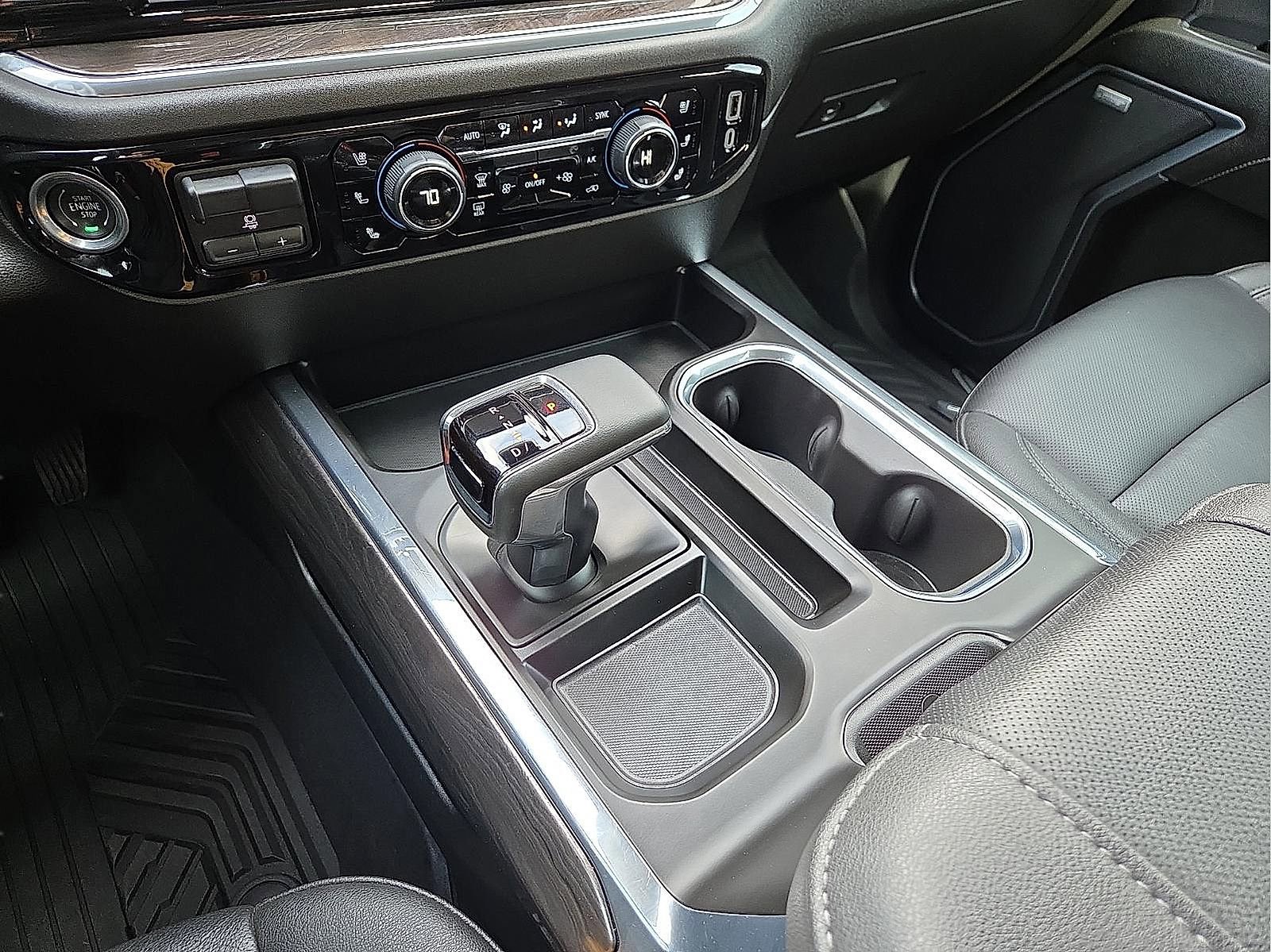 Used 2024 Chevrolet Silverado 1500 LTZ image 25