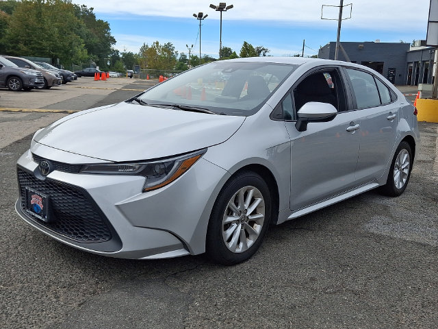 Certified 2022 Toyota Corolla LE w/ LE Convenience Package FWD image 2