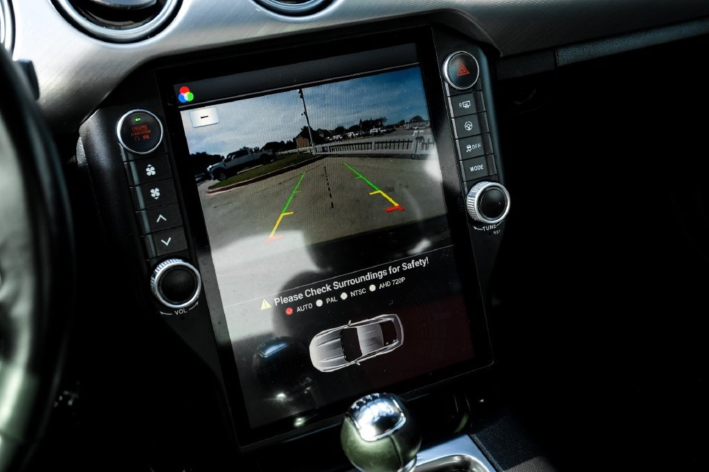 Used 2023 Ford Mustang GT RWD image 18