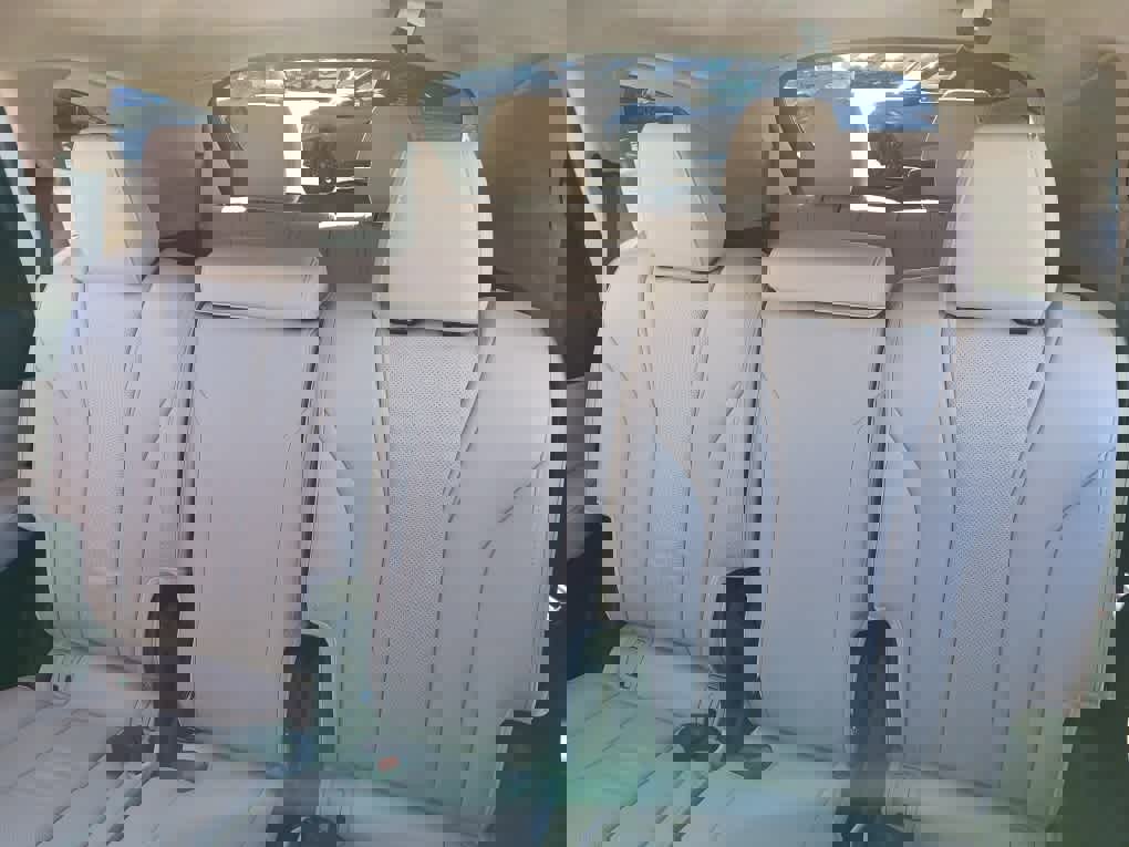 Used 2023 Acura MDX w/Technology Package image 16