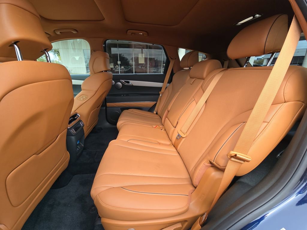 Used 2025 Genesis GV80 3.5T Advanced image 14