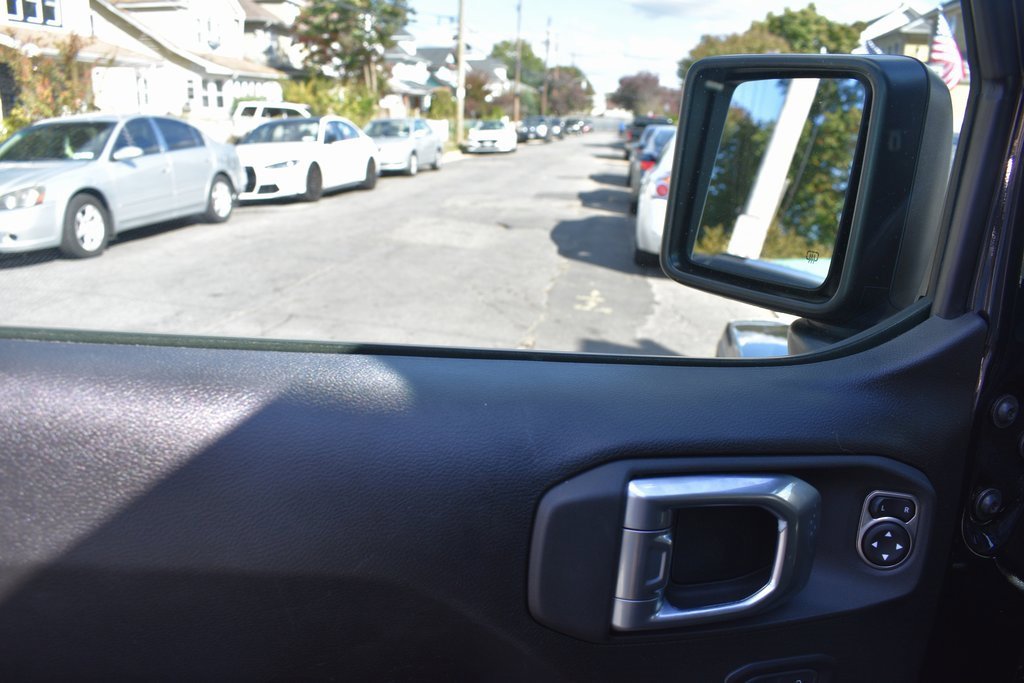 Used 2022 Jeep Gladiator Sport image 13