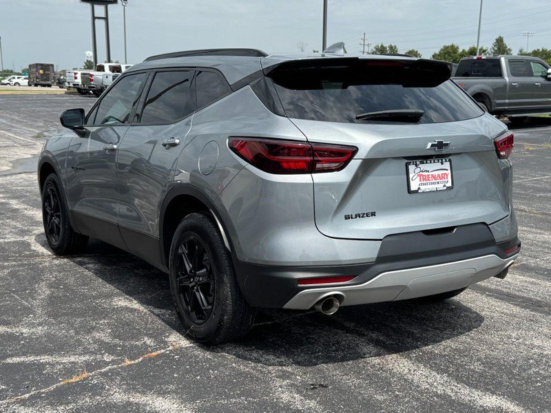 Used 2024 Chevrolet Blazer LT w/ Convenience Package FWD image 6