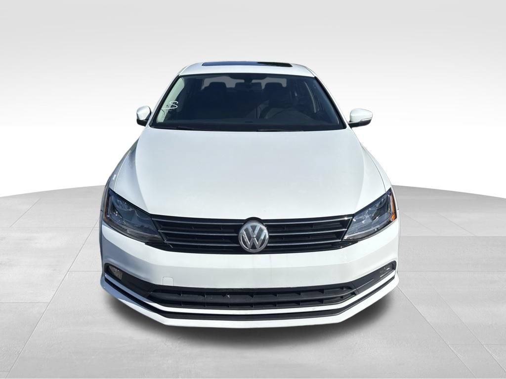 Used 2017 Volkswagen Jetta SEL FWD image 3