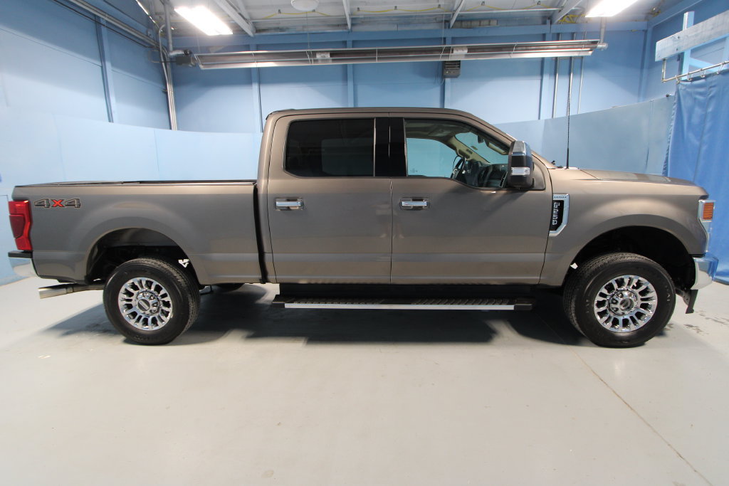 Used 2020 Ford F250 Lariat w/ Chrome Package AWD/4WD image 37