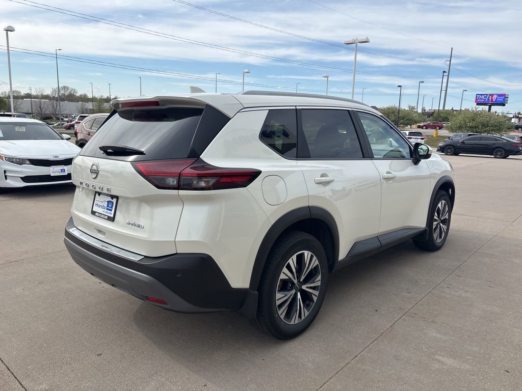 Used 2023 Nissan Rogue SV w/ SV Premium B Package AWD/4WD image 5