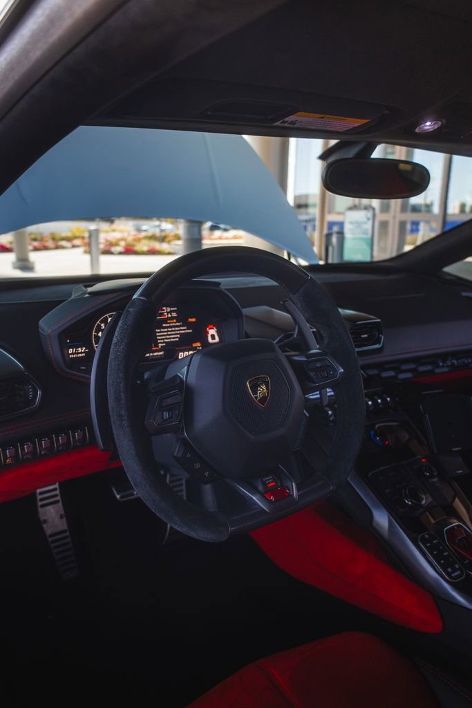 Used 2015 Lamborghini Huracan LP 610-4 image 20