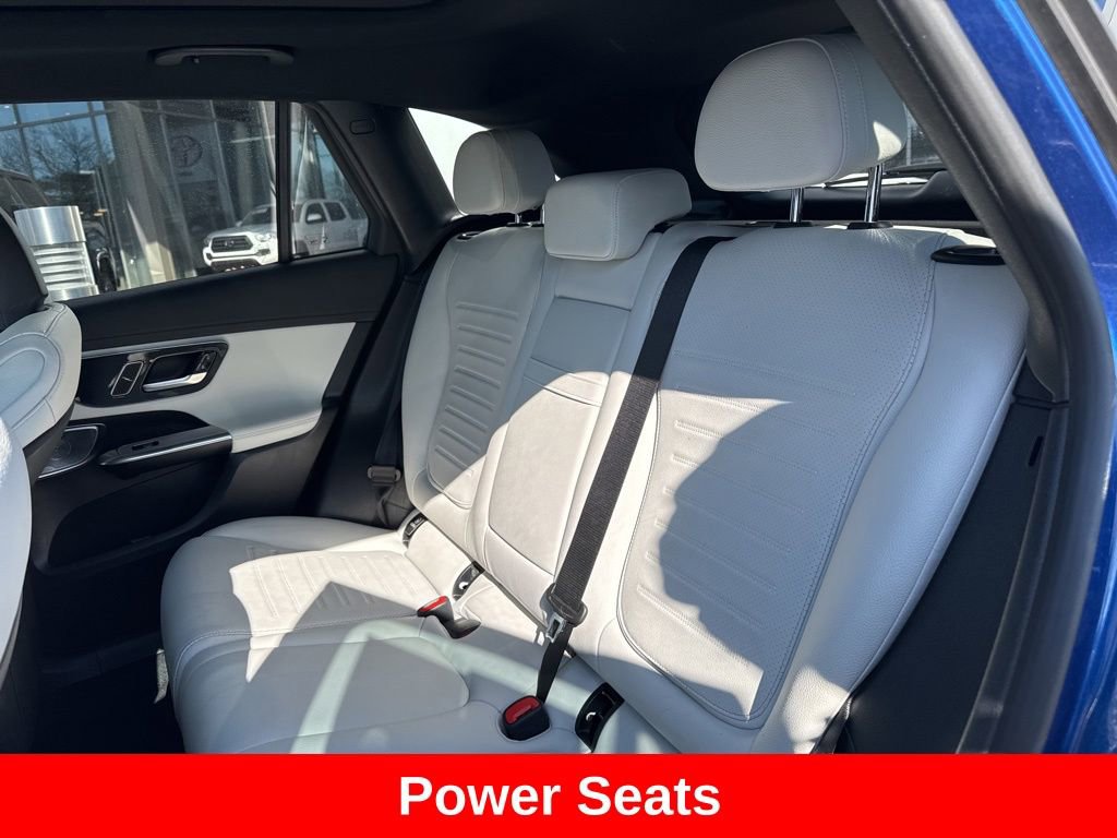 Used 2023 Mercedes-Benz GLC 300 4MATIC image 16