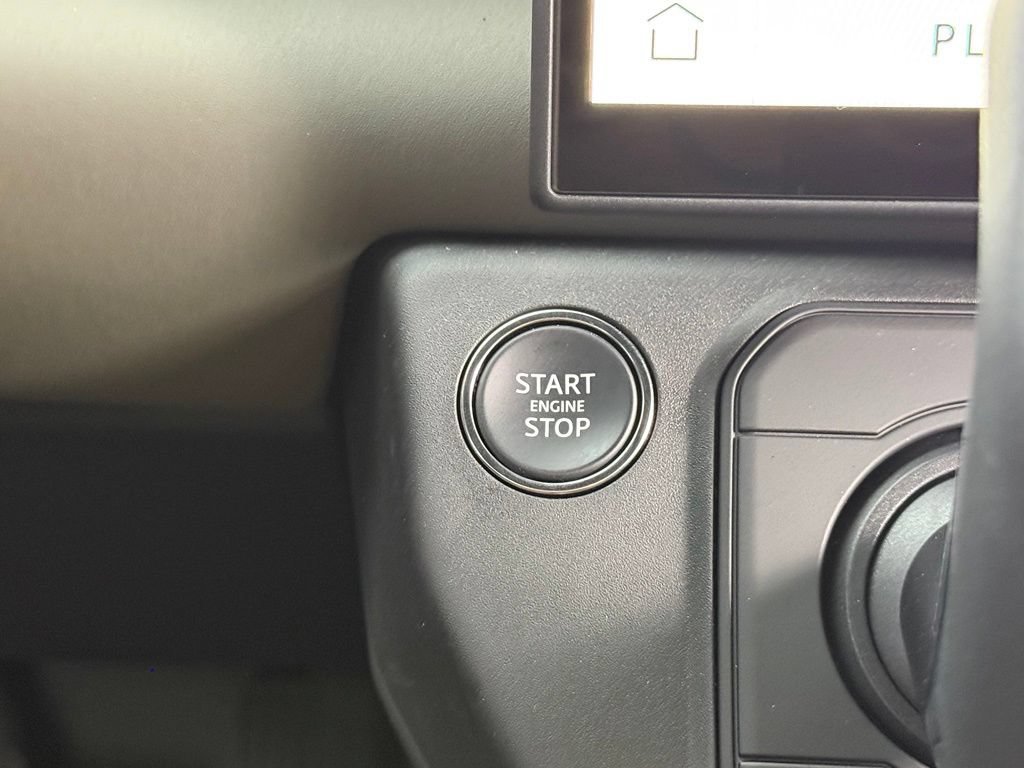Certified 2026 Land Rover Defender 110 X-Dynamic SE AWD/4WD image 24