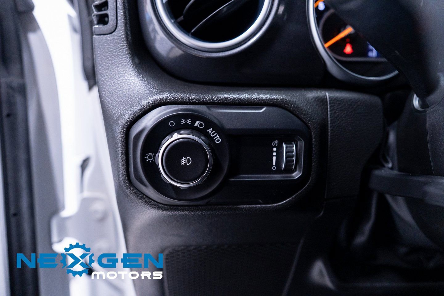 Used 2023 Jeep Wrangler Unlimited Rubicon 392 w/ Xtreme Recon 35" Tire Package image 22